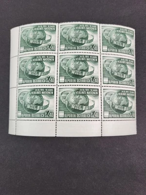 Bloque de (9) estampillas de Austria #608 NH Foto 1 de 3