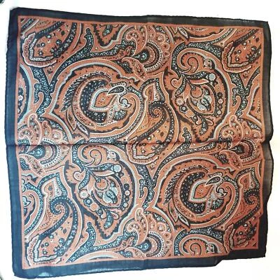 Pañuelo de bolsillo de algodón hecho en Italia Foto 1 de 3