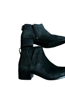 Vionic Black Weather-Resistant Ankle Boots With Side Zippers & Chunky Heels - Picture 1 of 7