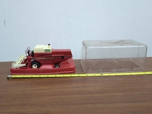 International Harvester 953 Diano Die Cast Toy Combine - Picture 1 of 5