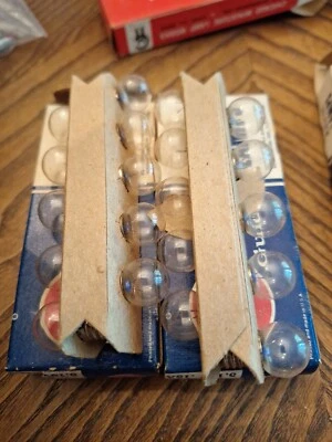 20 NOS LIGHT BULB / LAMP 502 L502 5.10V .15A - Image 1 of 2