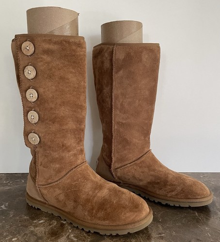 Stivali UGG Lo Pro pieghevoli con bottoni in pelle scamosciata montone castagno misura 6 3387