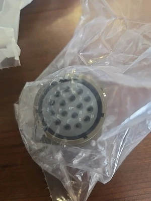 MS3119E20-16 PANEL MOUNT CIRCULAR CONNECTOR MALE TO FEMALE/ SOCKET AND PIN - Image 1 of 2