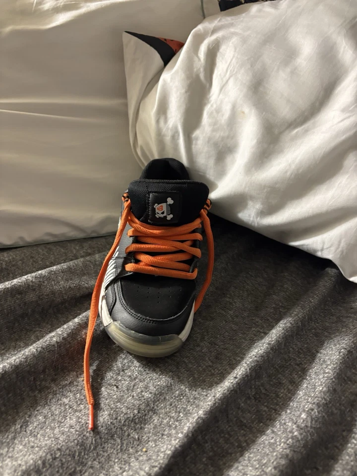 Zapatos Ken Block DC blancos y negros talla 7,0 usados un poco Foto 1 de 3