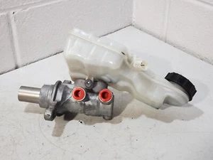 Cilindro maestro de freno Ford Focus 2013-2018 con depósito manual (gas) (turbo) - Imagen 1 de 5