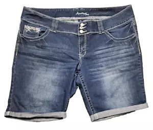Amethyst Shorts Womens Sz 20 Denim Blue Jeans Distressed Stretch Cuffed Mom - Picture 1 of 12
