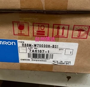 R88M-W75030H-BS1 Servo Motor  R88M-W75030H-BS1 R88M-W75030H-BS1 - Picture 1 of 4