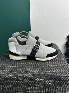 Hermes Run Sneakers Women’s Shoes - Picture 1 of 6
