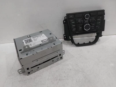 2010 VAUXHALL MERIVA OEM Radio/CD/Stereo Head Unit No Code Available - Image 1 of 4