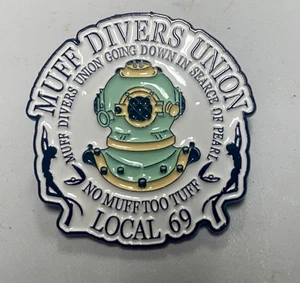 NIB. MUFF DIVERS UNION PIN-HARD HAT DIVING - Picture 1 of 1