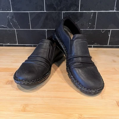 Earth Origins 9.5 Black Leather Casual Walking Cushion Slip On Shoe Light - Image 1 of 4