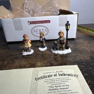 Hawthorne Village (The Spirit Of The Season) Berta Hummel Skulptur / Figuren 3 - Bild 1 von 9