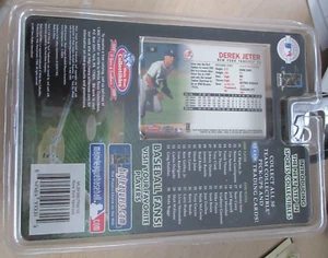 FLEER NEW YORK YANKEES DEREK JETER TRADING CARD & 1/64 FORD F-150 PICKUP - Picture 1 of 4