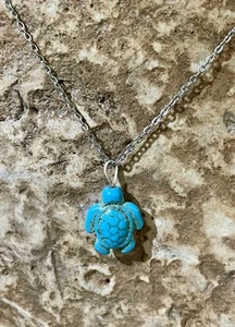 Native American Turquoise Sea Turtle Charm Necklace & Free Matching Bracelet - Picture 1 of 8