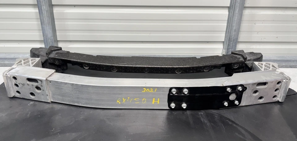 Barra de refuerzo de parachoques delantero Lexus RX350 RX450h 2020 2021 2022 OEM UF99116 Foto 1 de 4