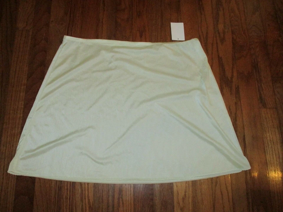 836b4 Bali Studio Collection 115611 17" Half Slip Large Offwhite