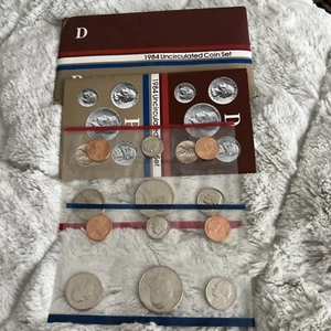 Juego de monedas 1984 sin circular como nuevo embalaje original del gobierno OGP - Imagen 1 de 2