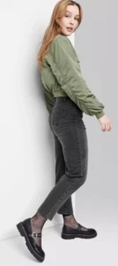 Wild Fable Women's Super High Rise Tapered 00 31" Inseam Black Jeans from Target - Picture 1 of 1