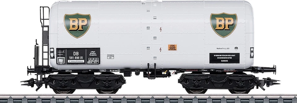 Märklin 47919 H0 BP Heavy Oil Tank Car, Epoch III AC I + S Limited - Image 1 of 1