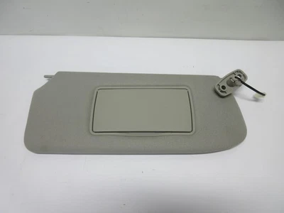 07-12  NISSAN SENTRA SUN VISOR RIGHT PASSENGER GRAY MIRROR LIGHTED - Image 1 of 3