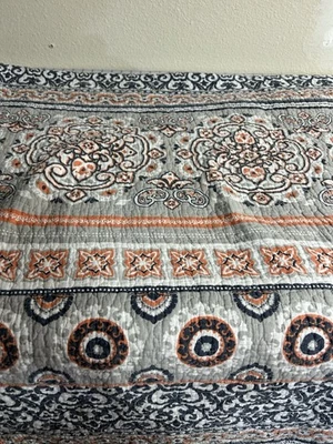 Lush Decor 3 Piece Nesco Quilt Set, King, Navy/Coral - Image 1 of 4