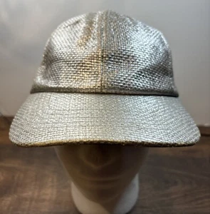 Women’s Silver Metallic Adjustable Baseball Cap With Flat Bill New No Tags Straw - Imagen 1 de 6