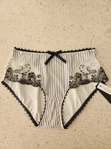 Fantasie High Rise Black White with Damask Lace Briefs Size 8 + Free Postage - Picture 1 of 4