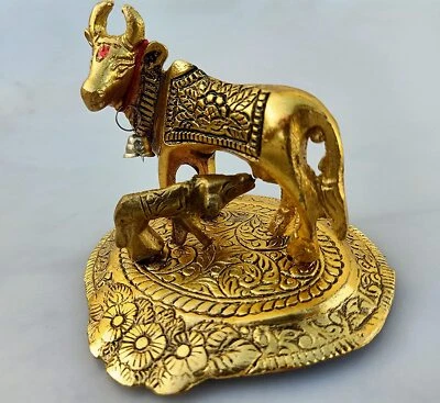 Estatua de Vaca Kamdhenu con Becerro para Decoración del Hogar Regalos y Decoración Metal Dorado Foto 1 de 4