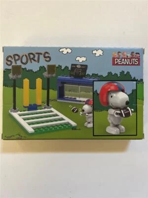 New Miniso Peanuts SNOOPY Sports Football Building Blocks 80 PCS 3+ Linoos - Image 1 of 2