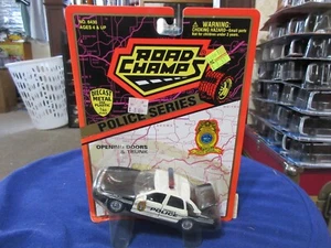 Road Champs Topeka Kansas Police 1994 Ford Crown Vic 1:43 - Picture 1 of 2