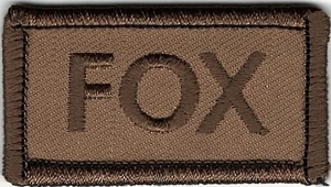 1 1/8 Zoll x 2 1/8 Zoll Wüstenbraun/braun FUCHS Aufnäher passt für VELCRO® MARKE Loop Fastene - Bild 1 von 1