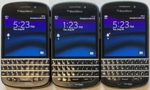 LOT OF THREE USED GSM UNLOCKED BLACKBERRY Q10 SQN100-2 SMARTPHONES - Picture 1 of 5