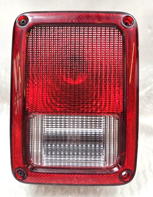 正品原始设备制造商 Mopar 吉普牧马人灯总成 2007 - 2018 55077891AH — 第 1/4 张图片