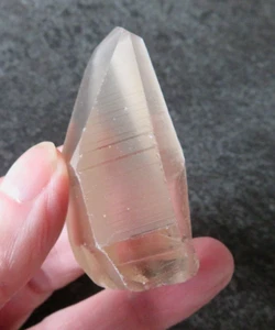 RARO CUARZO LEMURIANO DORADO/HUMADO (45,3 gramos/48 mm) PUNTO DE PIE (14) - Imagen 1 de 9