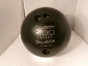 Vintage Brunswick Custom 300 14 Pfund 2 Unzen gebohrt schwarz Bowlingkugel - Bild 1 von 6