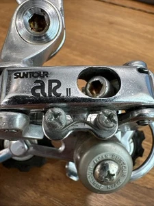 De colección Suntour AR II Desviador Trasero Corto Mediano Jaula Garra Suspensión Años 80 Bicicleta A2 - Imagen 1 de 8