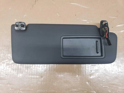 Parasol derecho 22 AUDI SQ5 negro EL sin opción de lámpara  Foto 1 de 4