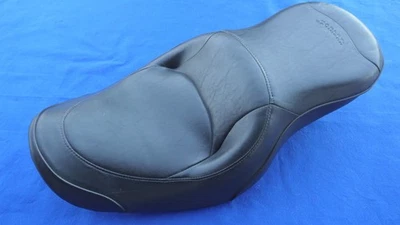 Asiento deportivo Super Glide ancho de cuero genuino Harley Dyna Low Rider FXDXT 1996-03 Foto 1 de 4