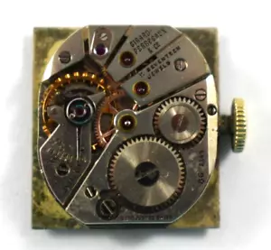 Vintage Girard Perregaux Tank Manual Wind 17J Wrist Watch Movement lot.we - Picture 1 of 3