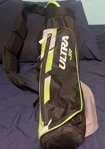 *EXCELLENT* Wilson Ultra Jr Green Thick Padded Carry Strap 2 Zip Pocket Golf Bag - Picture 1 of 5