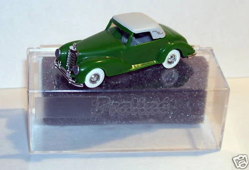 A Praline Ho 1/87 Mercedes DB 300 S Cabrio Fattoria Verde Scuro #84205 IN Box - Immagine 1 di 1