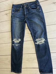 American Eagle Womens Size 2 Tomgirl Dark Blue Wash Button Fly - Picture 1 of 9