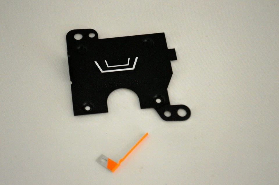 Mopar 1974-77 Chrysler Newport New Yorker  Face and Pointer Temperature Gauge - Image 1 of 2