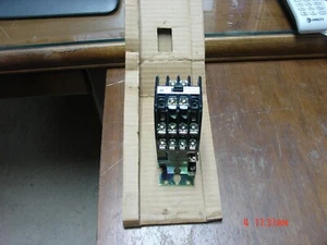 Relé de control de martillos cortadores - Imagen 1 de 1