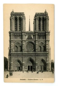 Paris, Notre Dame Church, France B&W Postcard - Picture 1 of 2
