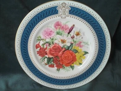 Royal Worcester commemorative plate for 60th birthday of Queen Elizabeth II - Image 1 of 4