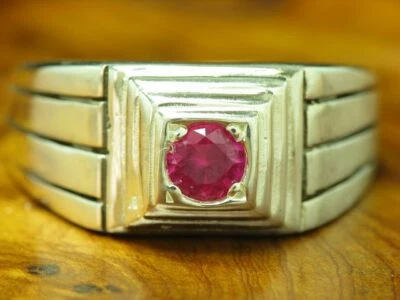 925 Argento Sterling Pyramidenring Con 0,50ct Rosso Zirconia/Anello Uomo / Rg 67 - Immagine 1 di 4