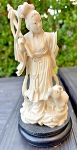 Cream coloured Chinese/Jaspanese Woman and Goat Figurine 7 1/2" Tall - Picture 1 of 18