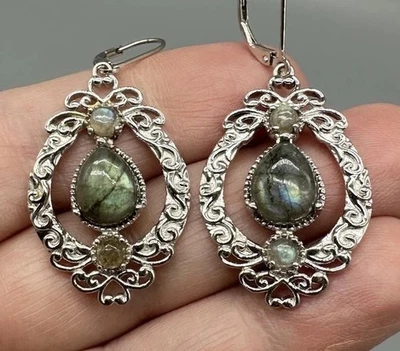 Vtg Labradorite Dangle Earrings Sterling Silver Ornate Design NOS Lever back - Image 1 of 4