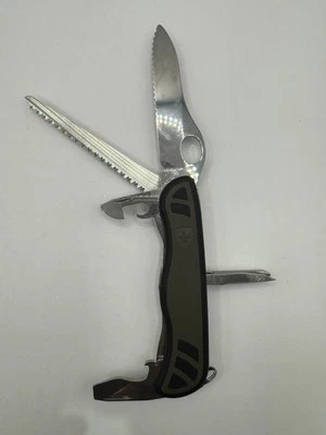 Victorimox Swiss Army Knife Swiss Soldiers Knife 08 - image 1 of 4